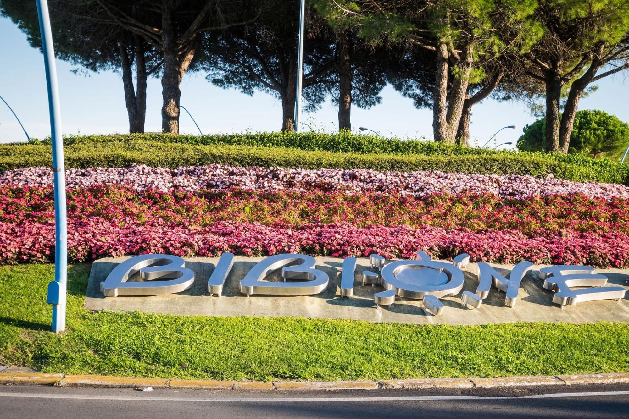 Comfy With Private Garden And Parking Appartamento Bibione